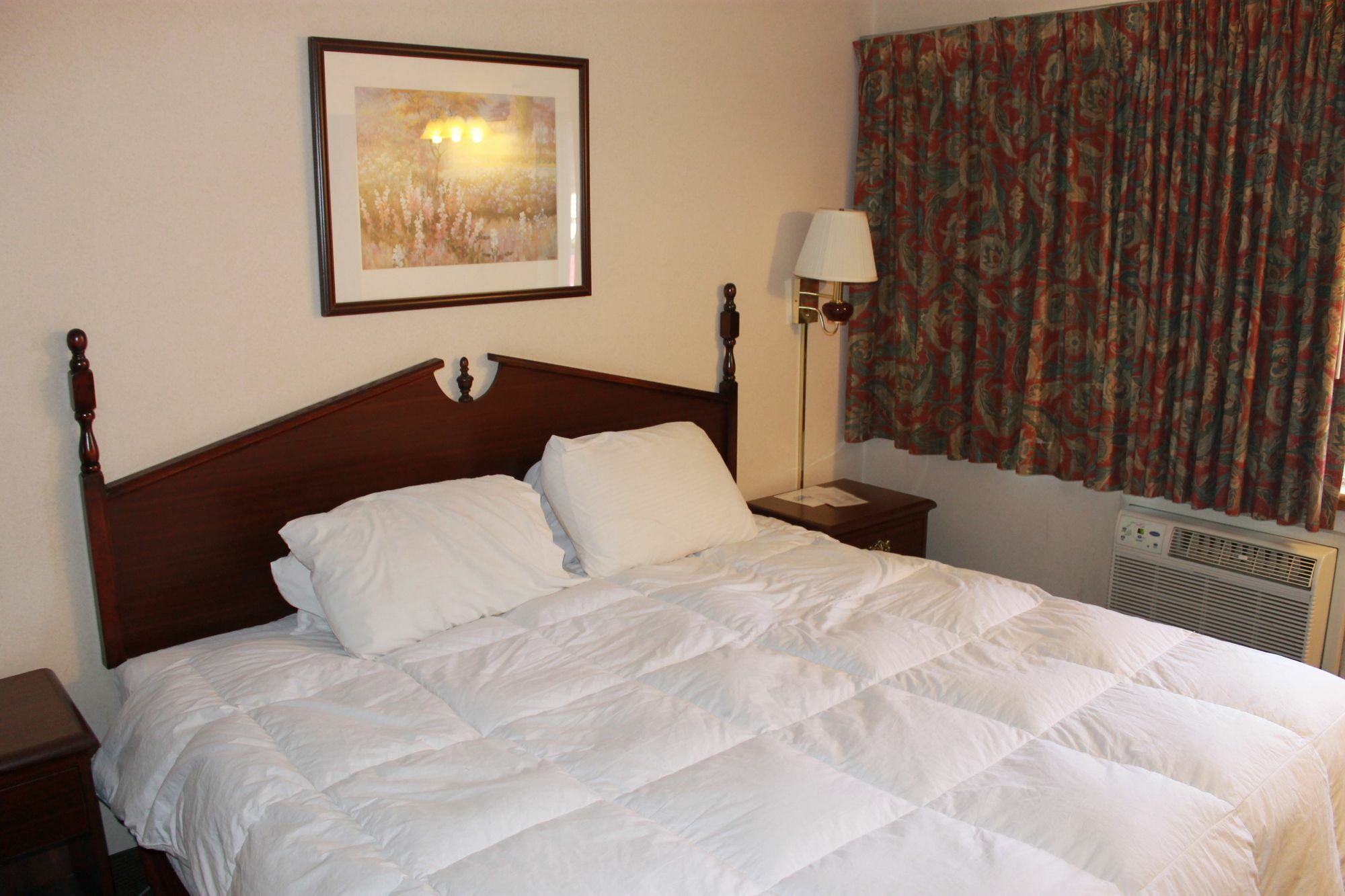 Days Inn By Wyndham Davenport Ia 外观 照片